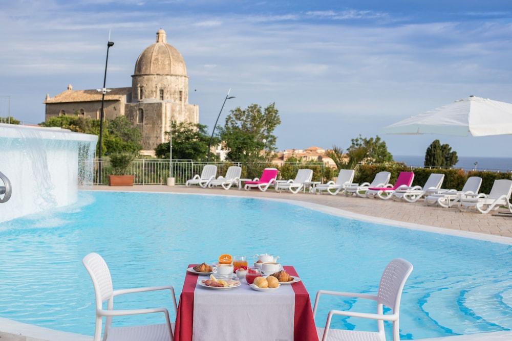 Sentido Michelizia Tropea Resort Bagian luar foto