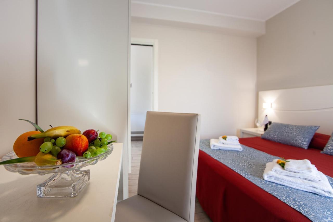 Sentido Michelizia Tropea Resort Bagian luar foto