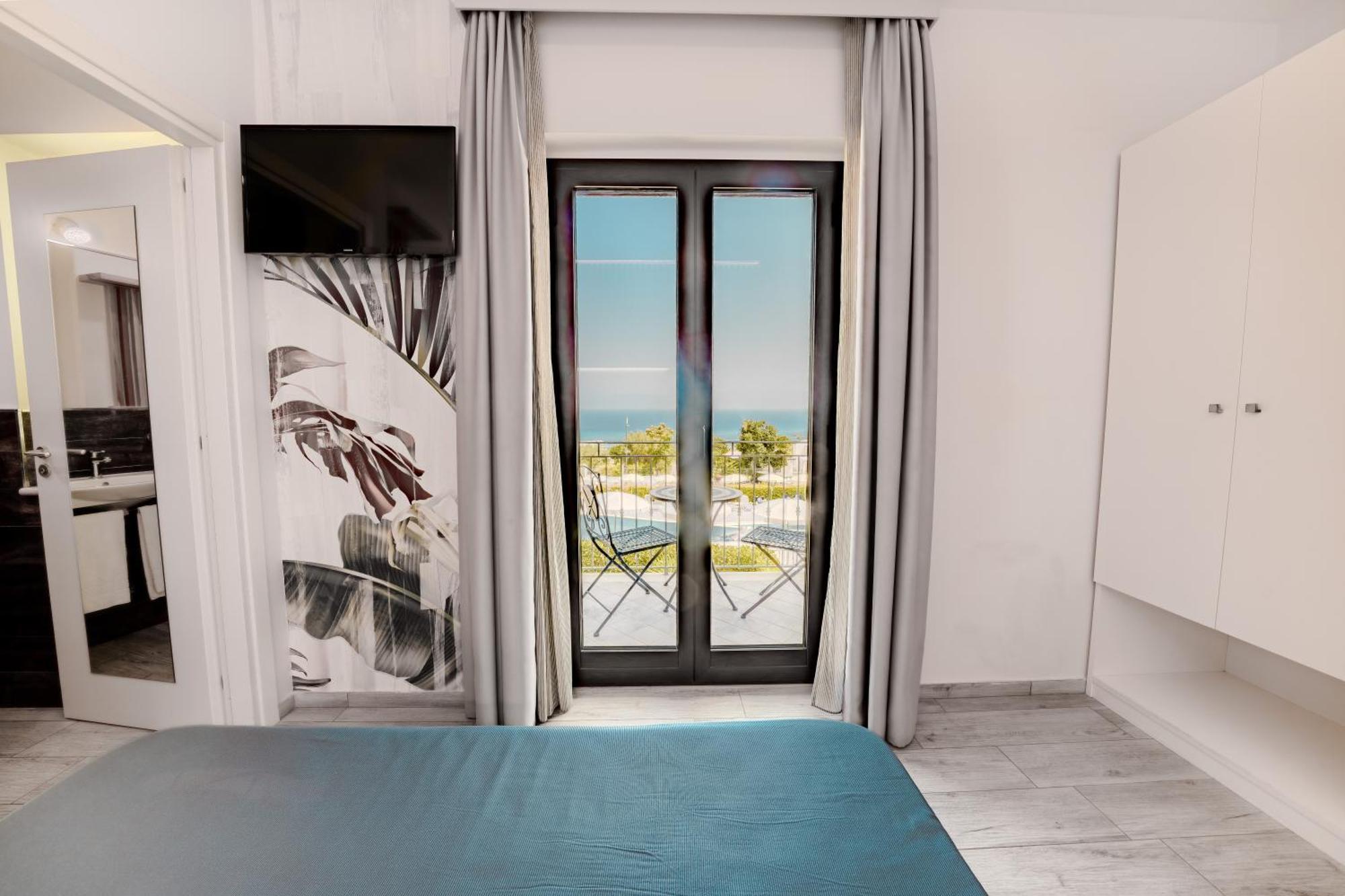 Sentido Michelizia Tropea Resort Bagian luar foto